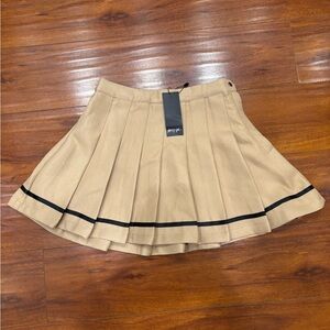 Nasty Gal Tab Pleated Tennis Skirt with Black Trim